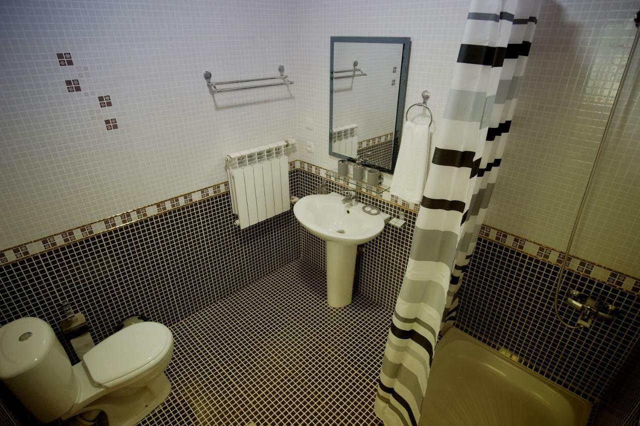Ismail Hotell Buchara Exteriör bild